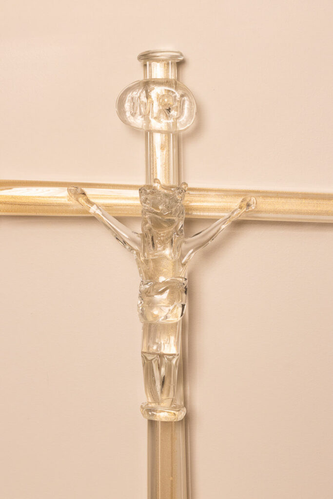 CRUCIFIXO transparente com ouro Peças de cristal para decoração (2)